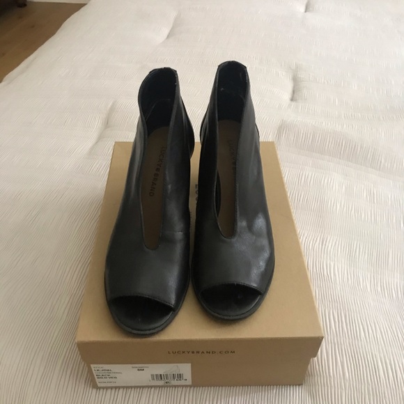 Booties - Picture 3 of 4